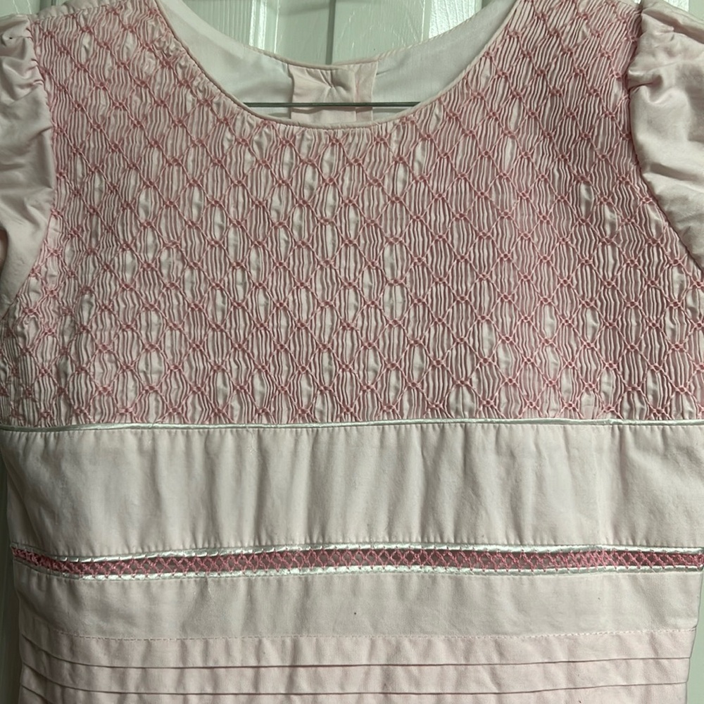 Beautiful dress in pink size 12